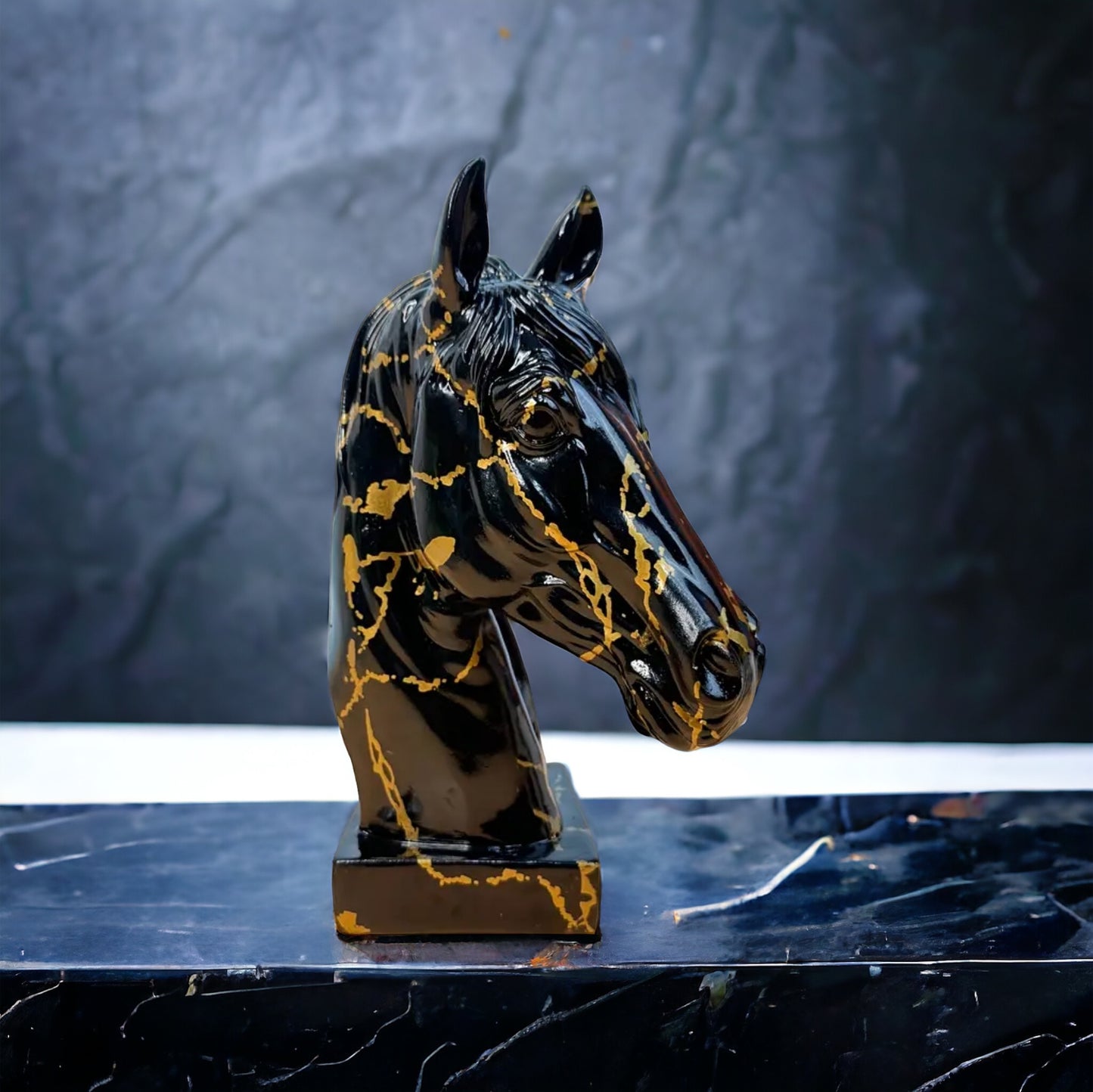 SUPERLUXE HORSE HEAD