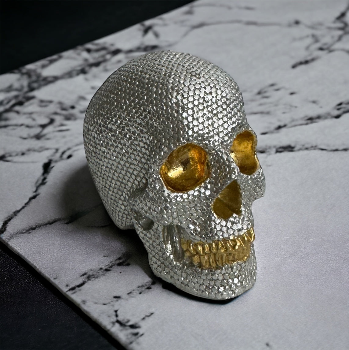 SUPERLUXE SKULL